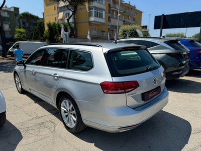 Volkswagen Passat Variant 2.0 TDI DSG Executive BlueMotion Tech. (7)