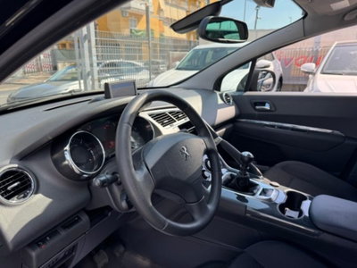 Peugeot 3008 1.6 HDi 115CV Allure (9)