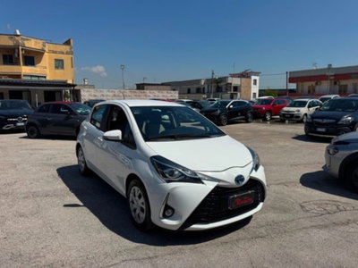 Toyota Yaris 1.5 Hybrid 5 porte Cool usata