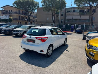 Toyota Yaris 1.5 Hybrid 5 porte Cool (16)