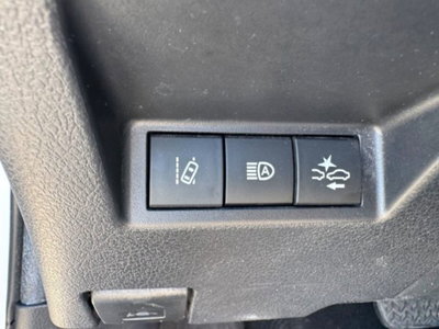 Toyota Yaris 1.5 Hybrid 5 porte Cool (17)