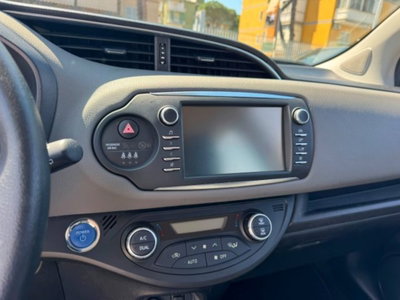 Toyota Yaris 1.5 Hybrid 5 porte Cool (19)