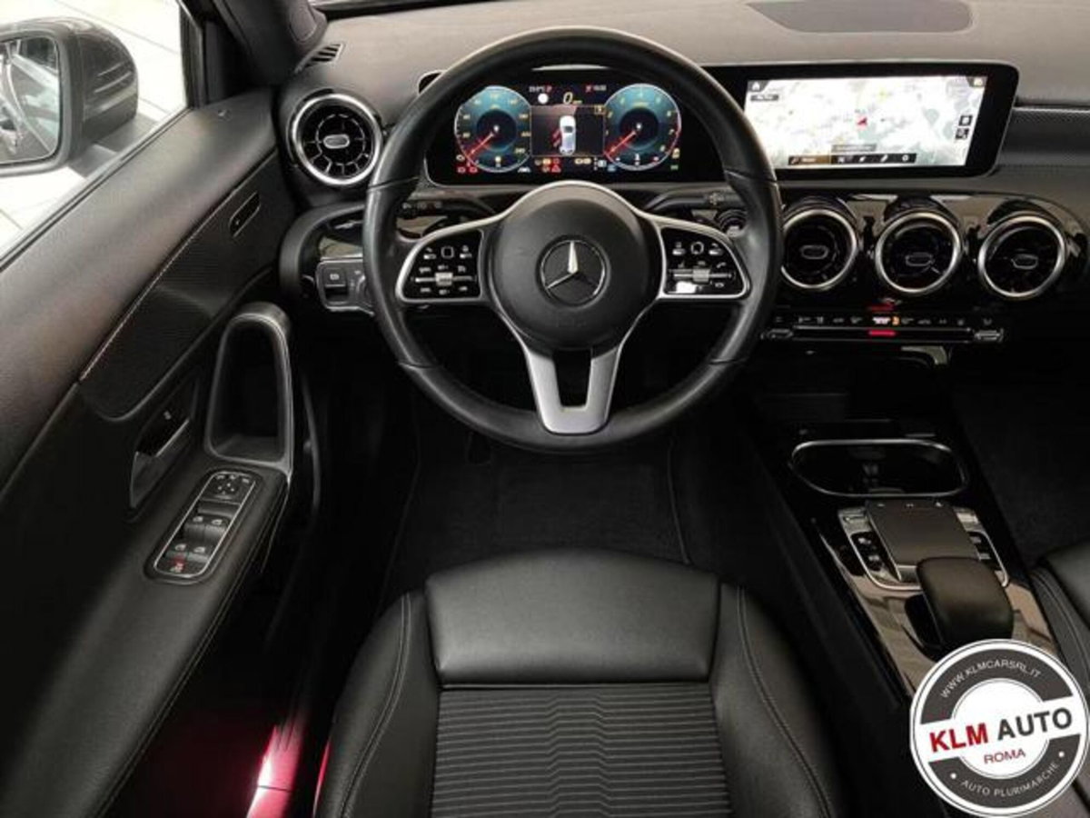 Mercedes-Benz Classe A 220 Automatic 4Matic Premium (10)