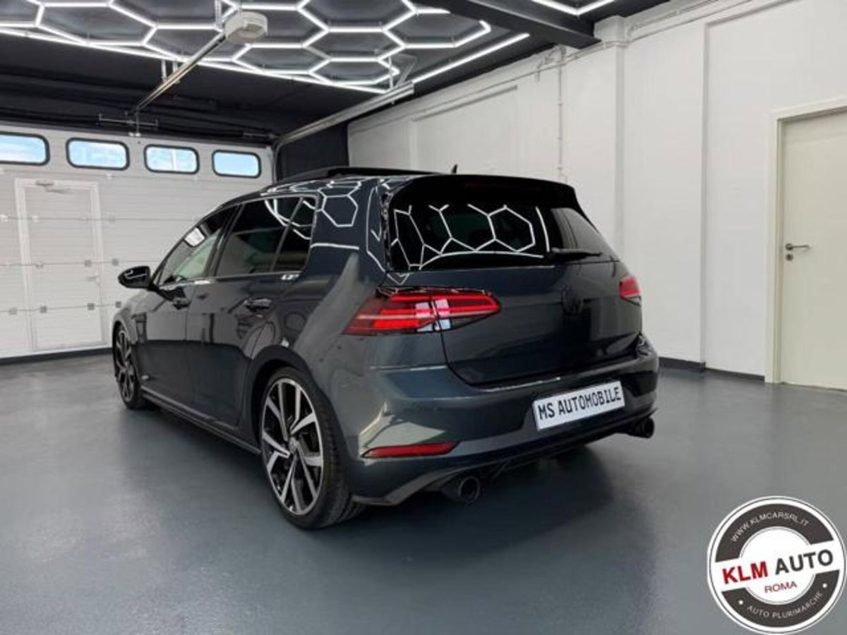 Volkswagen Golf 2.0 tsi GTI MT Ultimate 245cv (2)