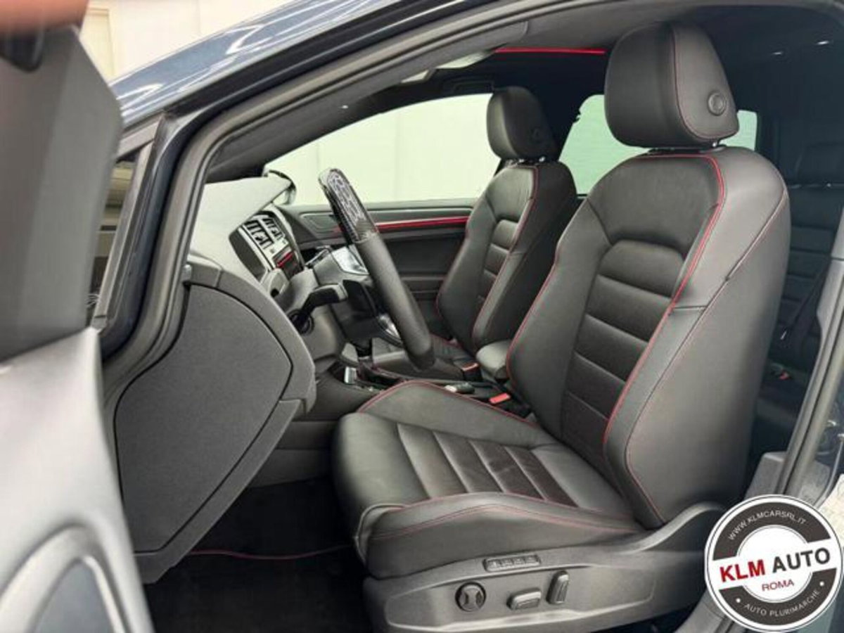Volkswagen Golf 2.0 tsi GTI MT Ultimate 245cv (8)