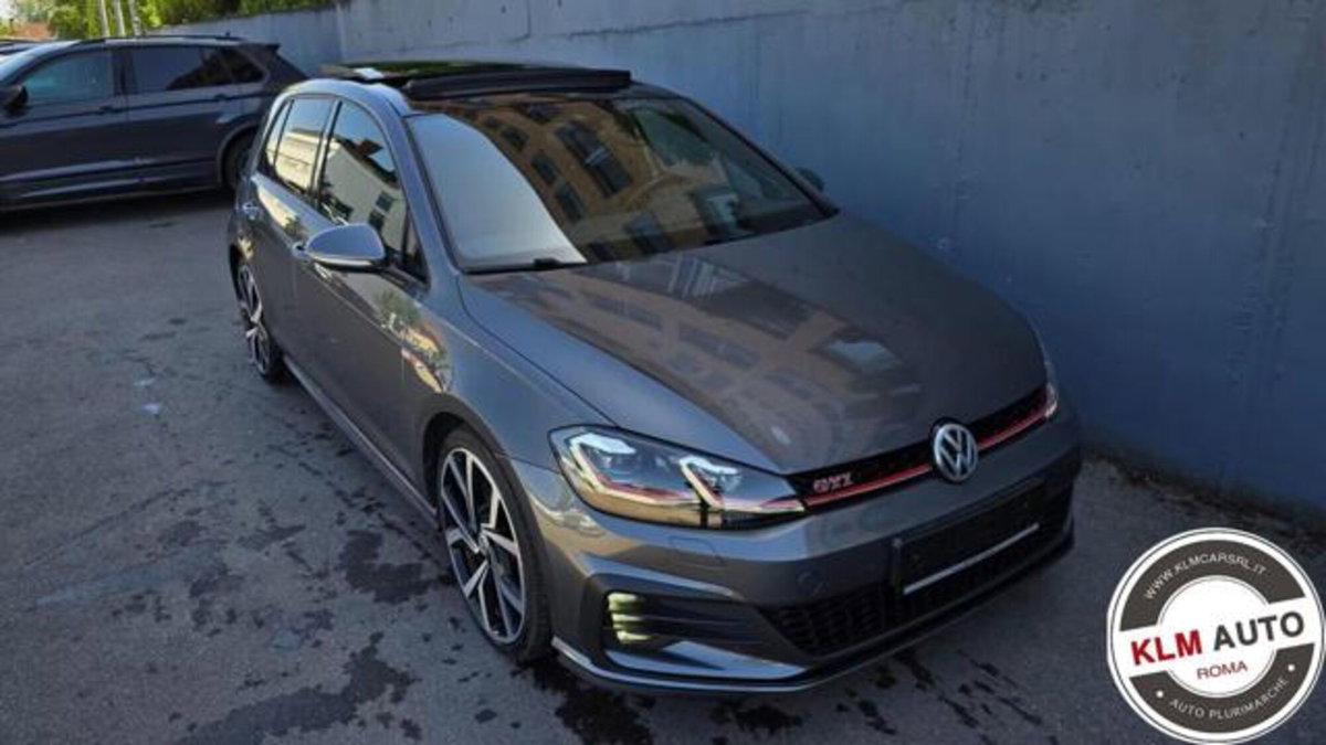 Volkswagen Golf 2.0 tsi GTI MT Ultimate 245cv (2)