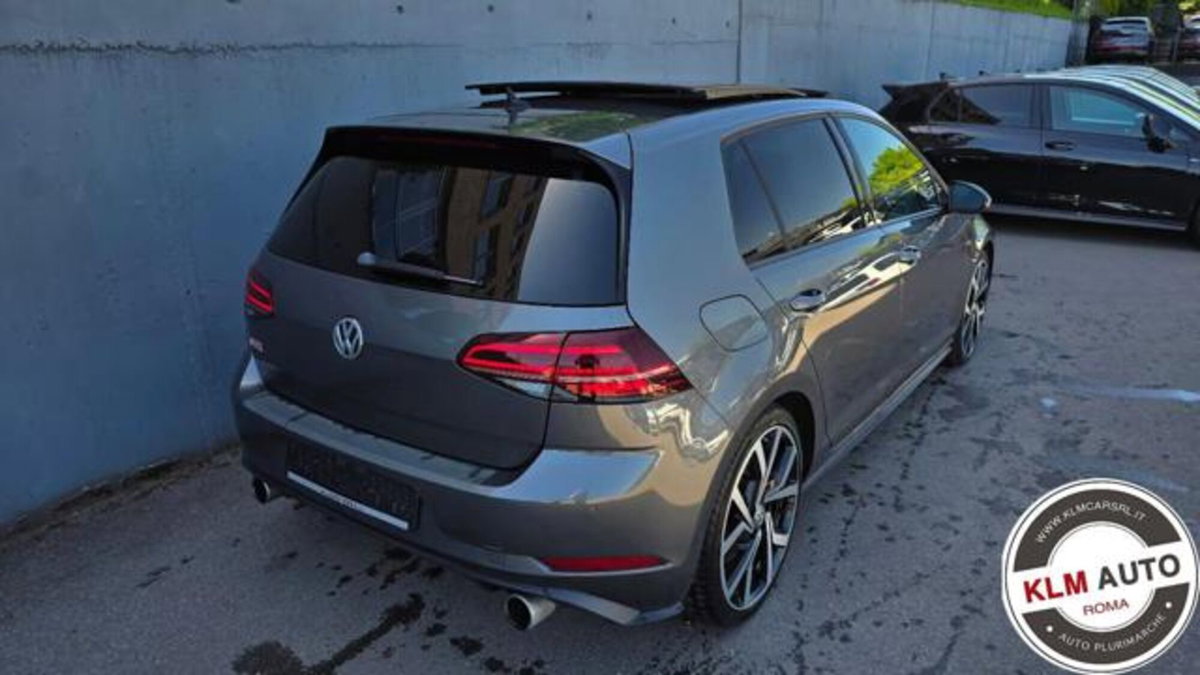 Volkswagen Golf 2.0 tsi GTI MT Ultimate 245cv (4)