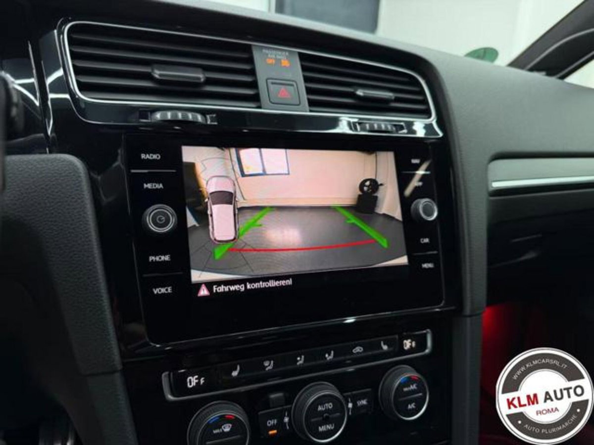 Volkswagen Golf 2.0 tsi GTI MT Ultimate 245cv (11)