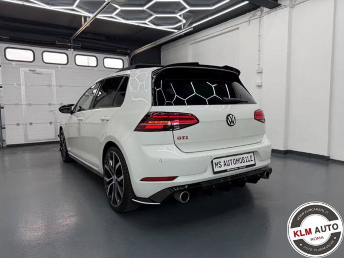 Volkswagen Golf 2.0 tsi GTI MT Ultimate 245cv (3)