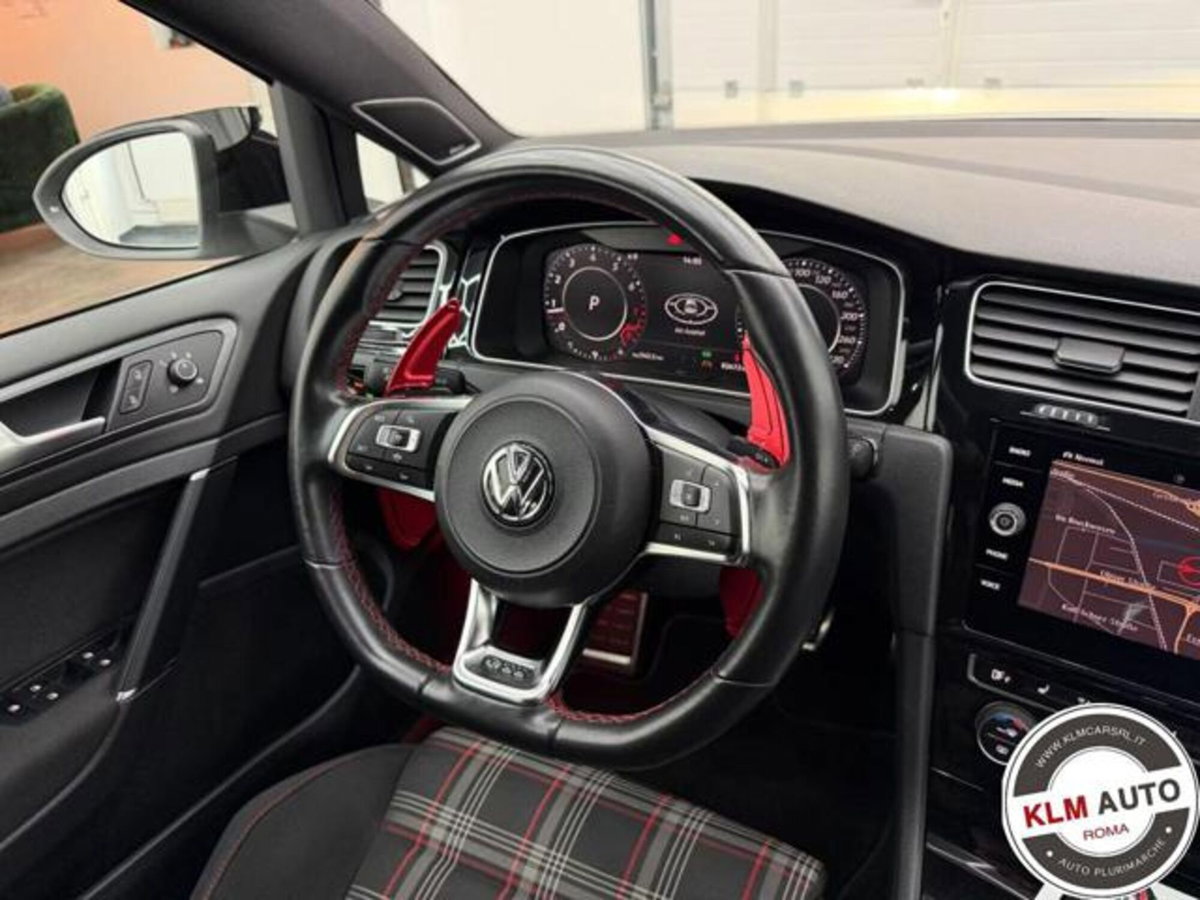 Volkswagen Golf 2.0 tsi GTI MT Ultimate 245cv (9)