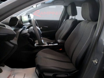 Peugeot 208 PureTech 100 Stop&Start 5 porte Allure (17)