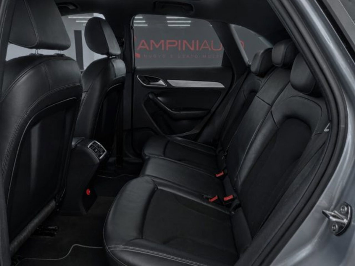 Audi Q3 2.0 TDI 150 CV S tronic S line Edition (15)