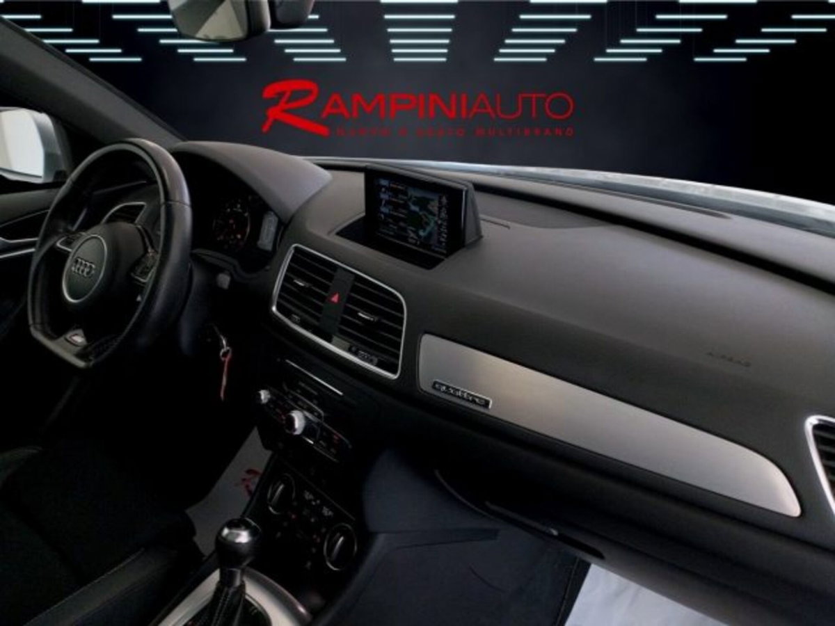 Audi Q3 2.0 TDI 150 CV S tronic S line Edition (18)