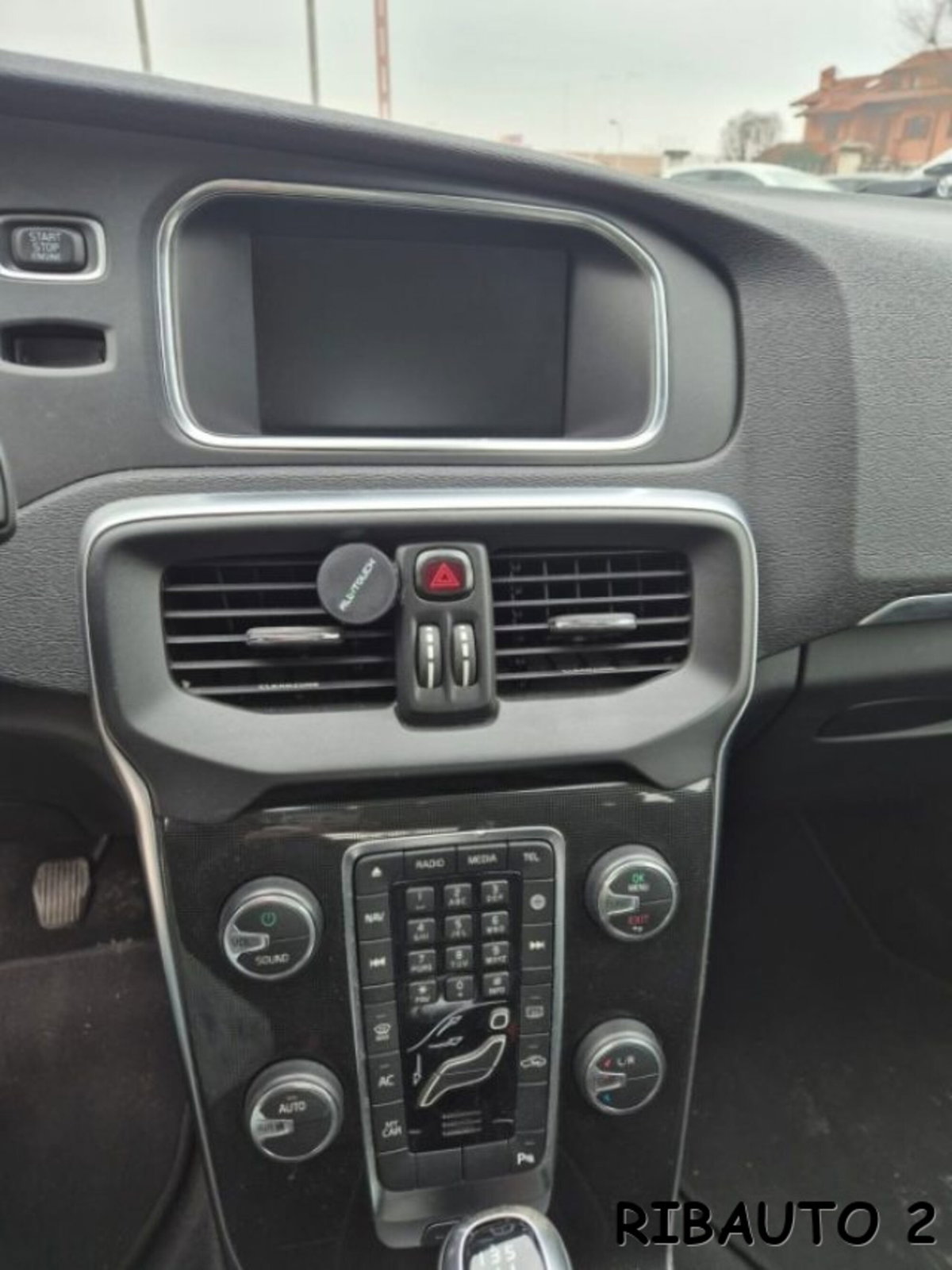 Volvo V40 D2 Inscription N1 (10)