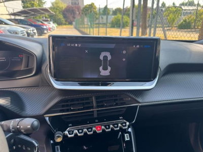 Peugeot 2008 1.2 hybrid Allure 145cv e-dcs6 (11)