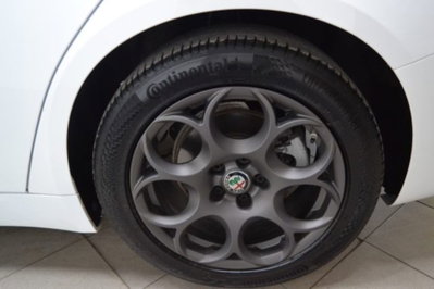 Alfa Romeo Giulia 2.2 Turbodiesel 160 CV AT8 Sprint (13)