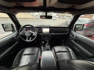 Jeep Wrangler Unlimited 2.2 Mjt II Sahara (6)