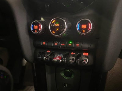 MINI Mini 1.5 Cooper D Boost (14)