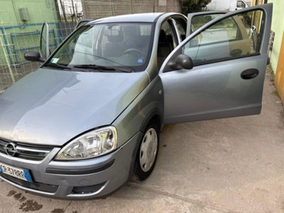Opel Corsa 1.0i 12V cat 5 porte Club (3)