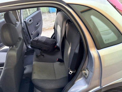 Opel Corsa 1.0i 12V cat 5 porte Club (5)
