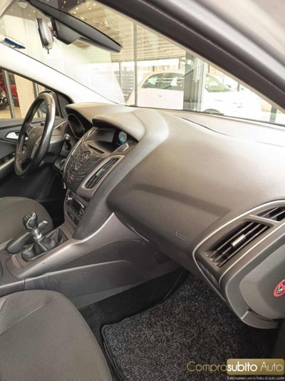 Ford Focus Station Wagon 1.6 TDCi 115 CV SW (11)