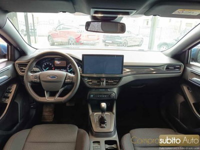Ford Focus Station Wagon 1.0 EcoBoost Hybrid 125CV Powershift SW ST-Line Design (16)