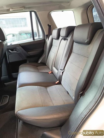 Land Rover Freelander 2.2 TD4 S.W. HSE Luxury (17)