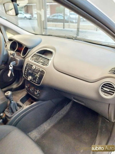 Fiat Punto 1.4 8V 5 porte Easypower Young (16)