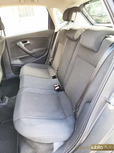 Volkswagen Polo 1.6 TDI 90CV DPF DSG 5 porte Highline (14)