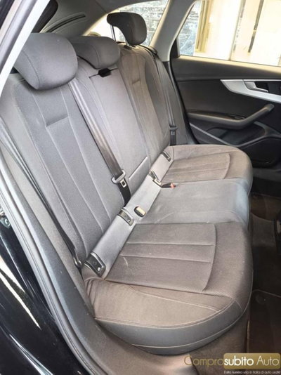 Audi A4 Avant 2.0 TDI 150 CV ultra S tronic Sport (14)