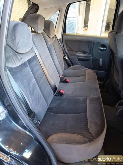 Citroen C3 1.1 airdream Perfect (16)