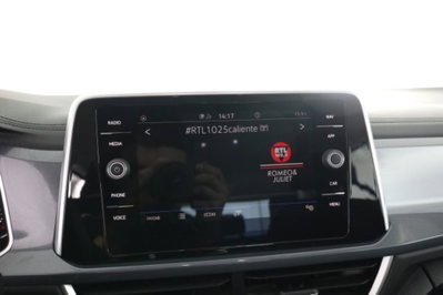 Volkswagen T-Roc 1.0 tsi Style 115cv (11)