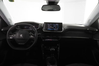 Peugeot 2008 PureTech 130 S&S Allure Pack (4)