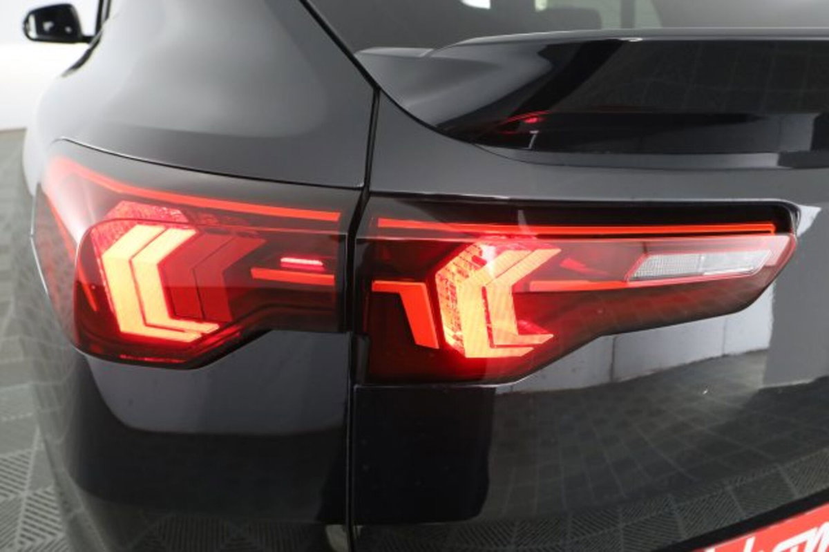 BMW X2 sdrive 18d MSport Pro auto (10)