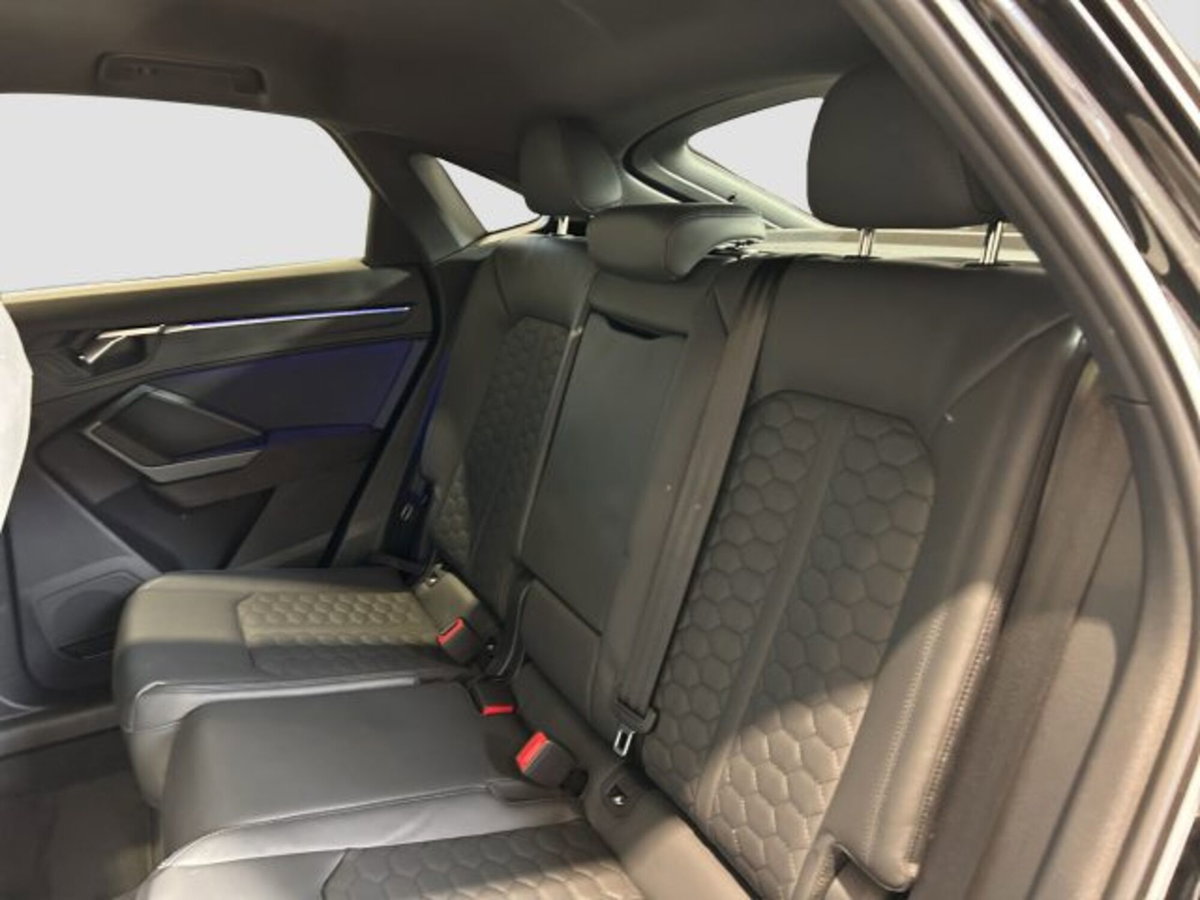 Audi RS Q3 Sportback 2.5 quattro s-tronic (11)