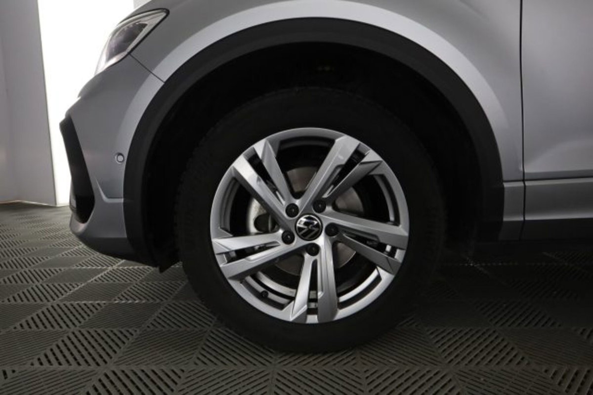 Volkswagen T-Roc 1.5 tsi R-Line dsg (8)