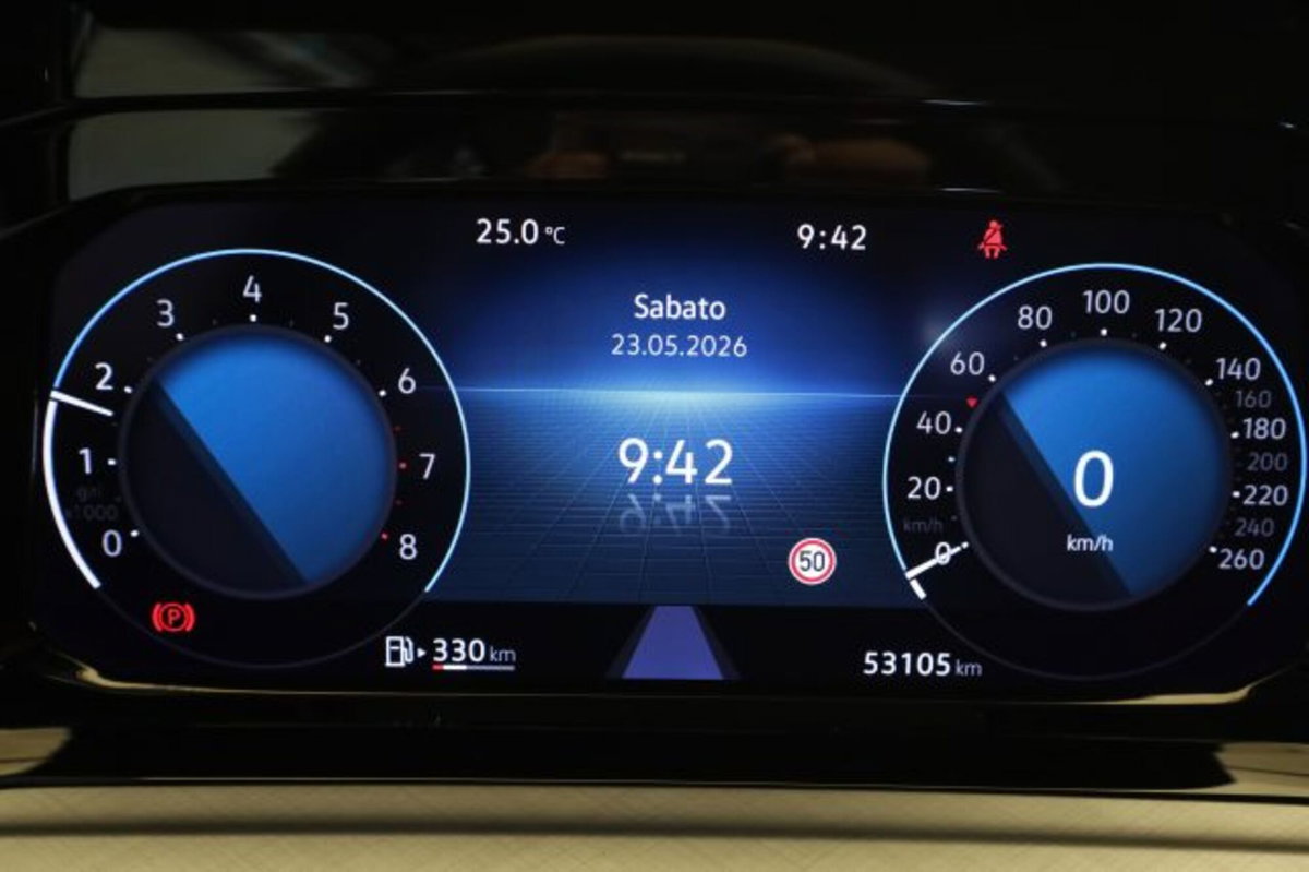 Volkswagen Golf 1.0 TSI EVO Life (15)