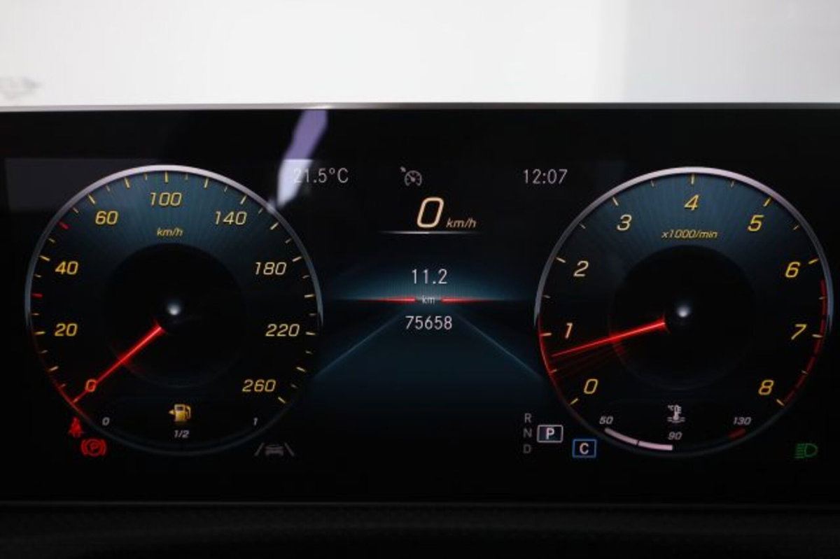 Mercedes-Benz Classe A 220 Automatic 4Matic Premium (7)
