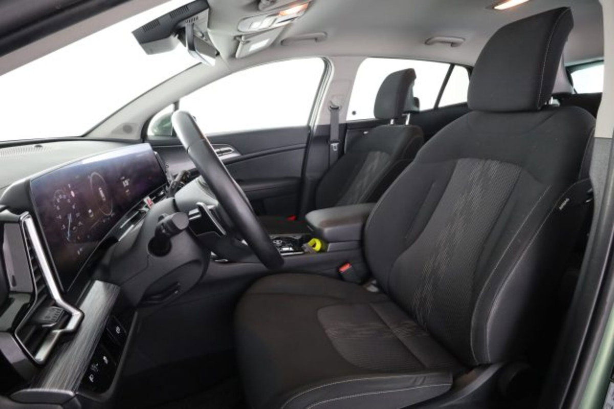 Kia Sportage 1.6 crdi mhev Style dct (2)