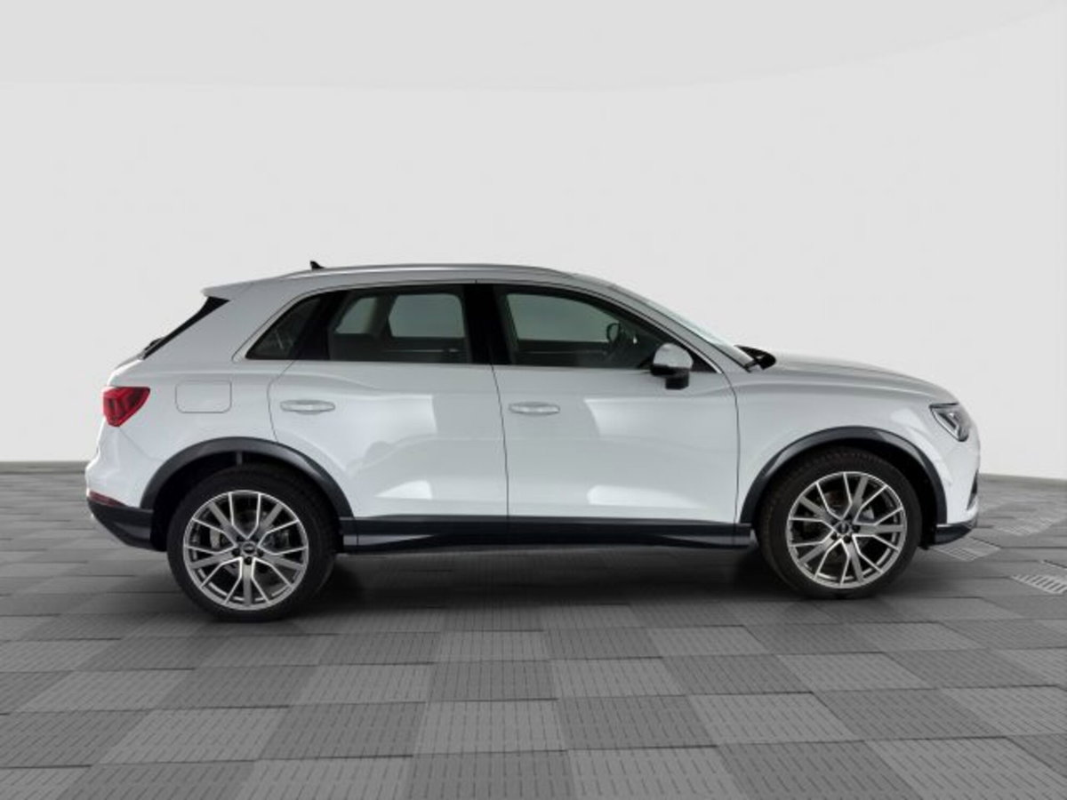 Audi Q3 35 TDI quattro S tronic Business Advanced (6)
