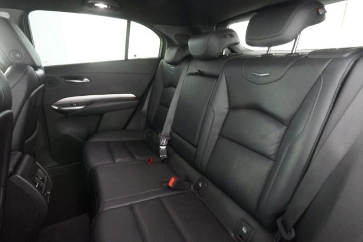 Cadillac XT4 XT4 350 TD AWD Premium Luxury (11)