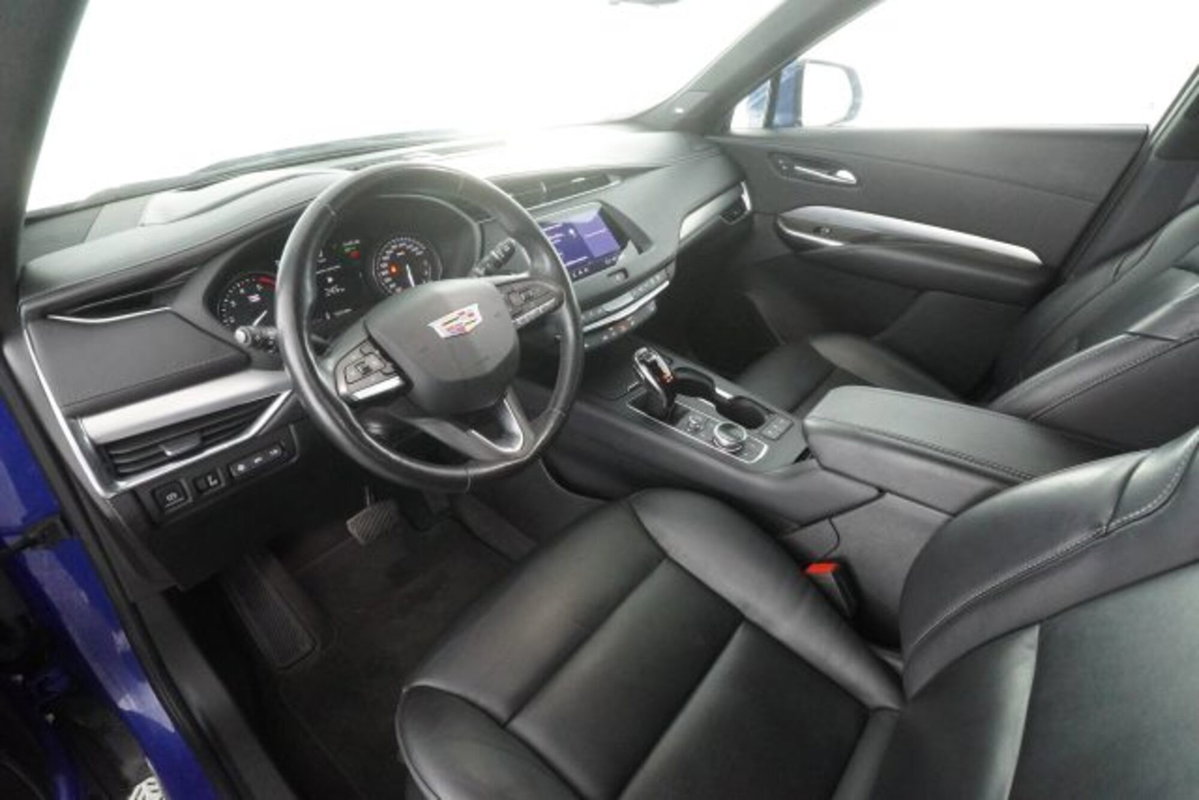 Cadillac XT4 XT4 350 TD AWD Premium Luxury (9)
