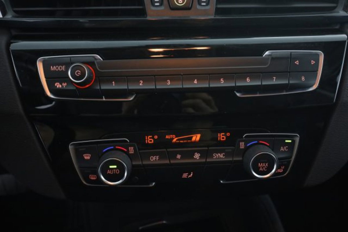 BMW X1 sDrive18d Business Advantage (12)