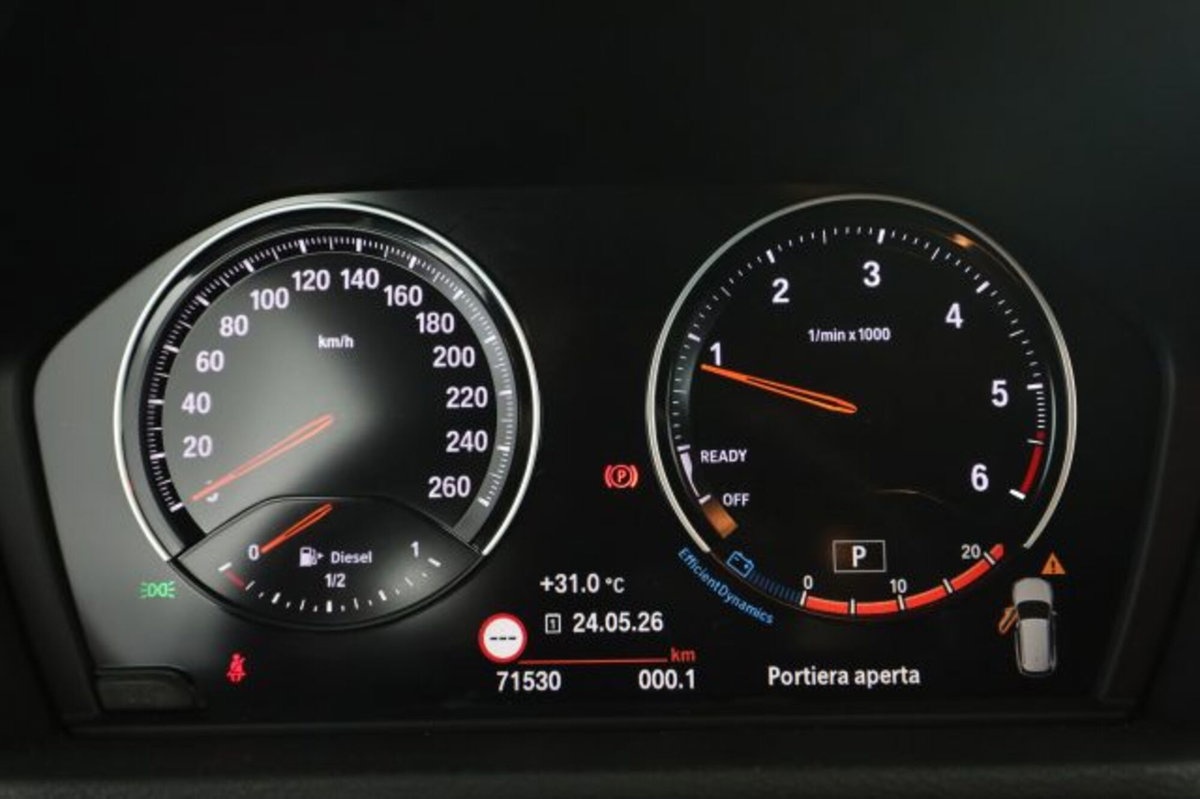 BMW X1 sDrive18d Business Advantage (7)