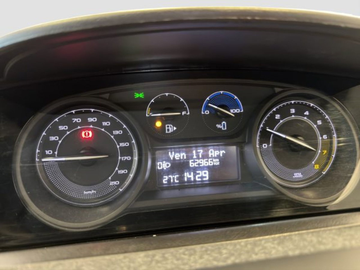 Lancia Ypsilon 1.0 FireFly 5 porte S&S Hybrid Silver Plus (14)
