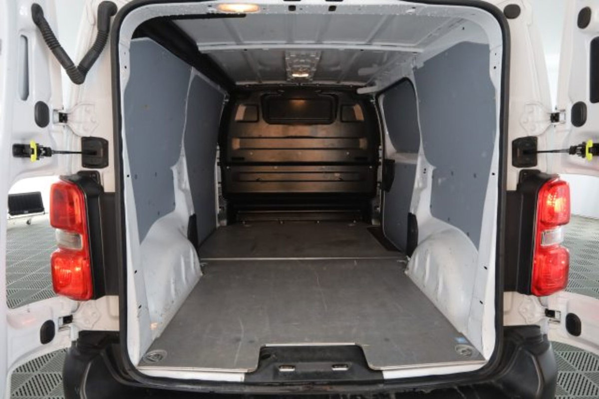 Fiat Scudo Furgone ce 1.5 bluehdi 120cv L3H1 (4)