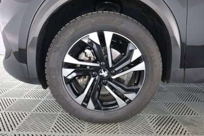 Peugeot 2008 BlueHDi 130 S&S EAT8 Allure Pack (8)