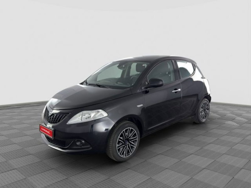 Lancia Ypsilon 1.0 FireFly 5 porte S&S Hybrid Ecochic Silver