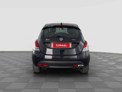 Lancia Ypsilon 1.0 FireFly 5 porte S&S Hybrid Ecochic Silver (4)