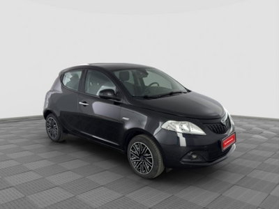 Lancia Ypsilon 1.0 FireFly 5 porte S&S Hybrid Ecochic Silver (7)